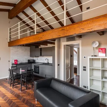 Wooden Design By Wonderful Italy Apartment Bologna