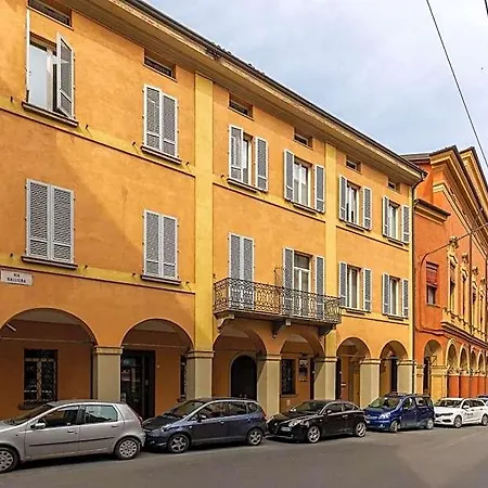 Apartman Wooden Design By Wonderful Italy