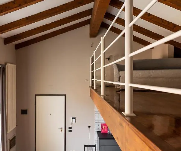 Apartament Wooden Design By Wonderful Italy