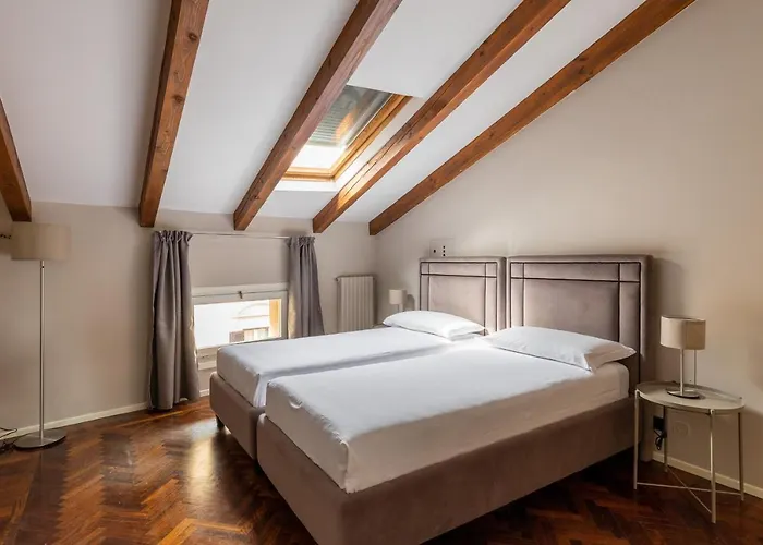 Wooden Design By Wonderful Italy Apartment Bologna